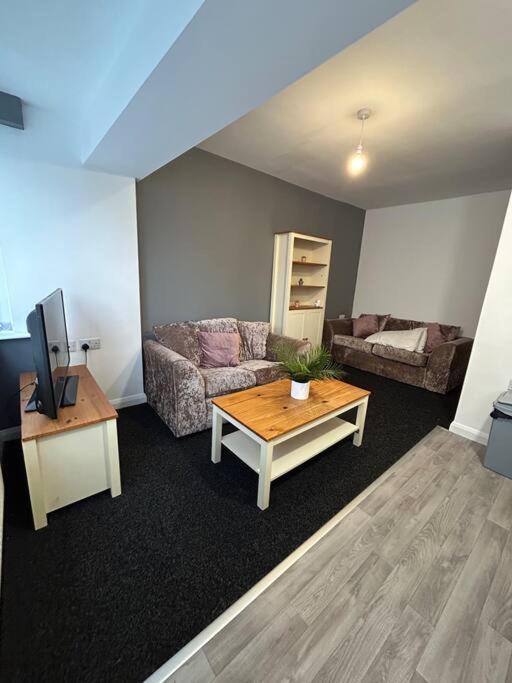 Two Bedroom Apartment Room 18 Stockton-on-Tees Esterno foto